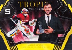 Limitovaná hokejová karta JAKUB KOVÁŘ z insertní řady Trophy Winners v sérii 24-25 SportZoo Tipsport ELH. Oficiální licencovaný produkt pro sběratele extraligy.